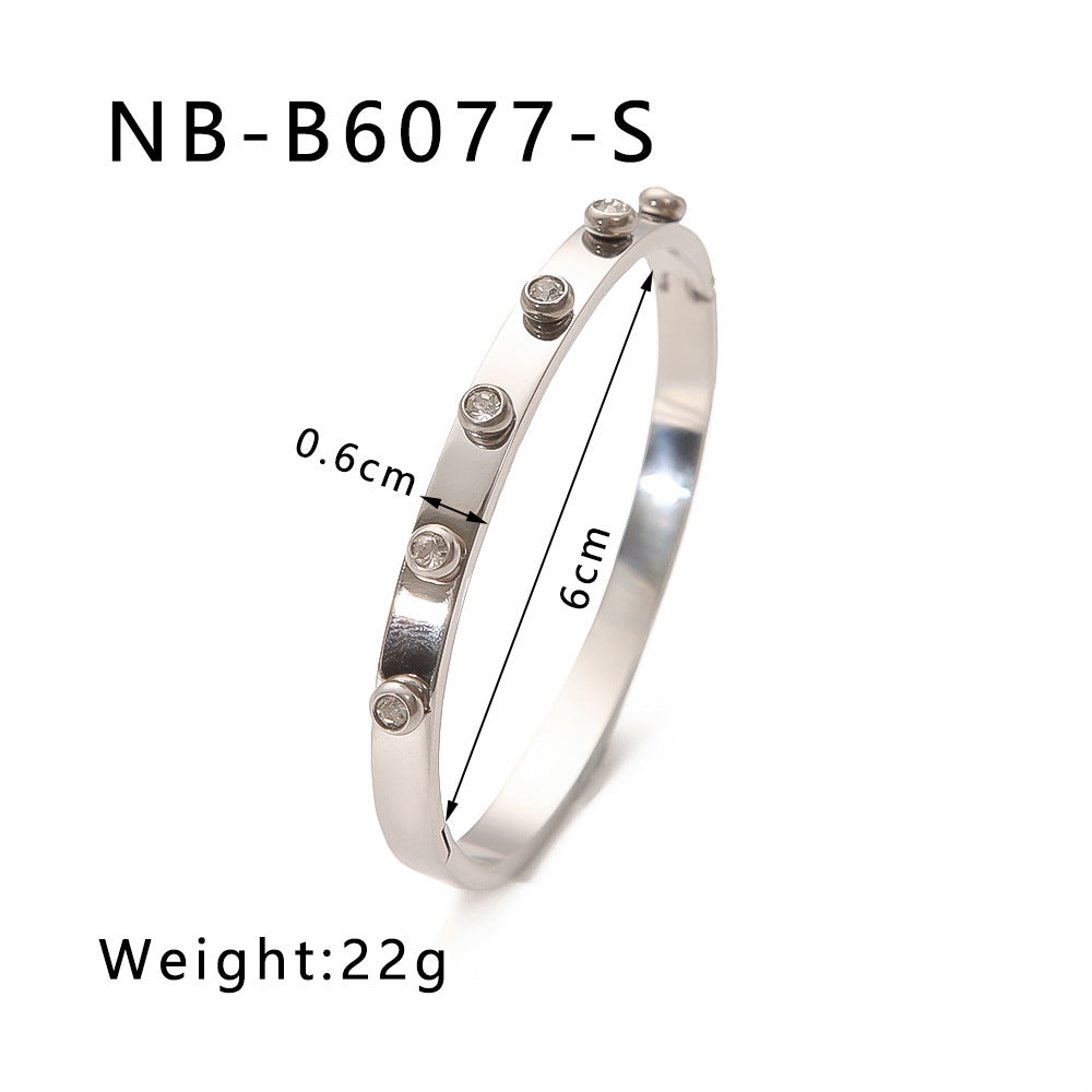 True gold electroplated color-keeping jewelry bracelet